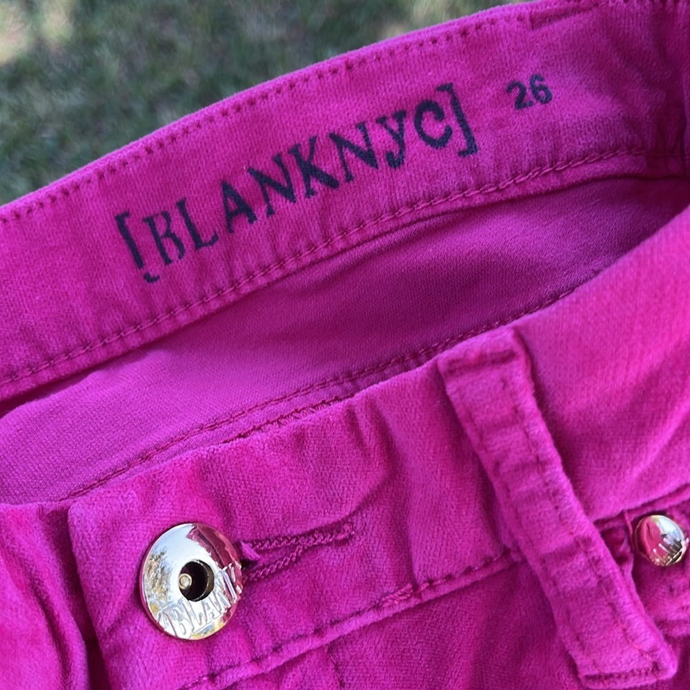 BlankNYC Hot Pink Velvet skinny Jeans Size 26 - Picture 3 of 7